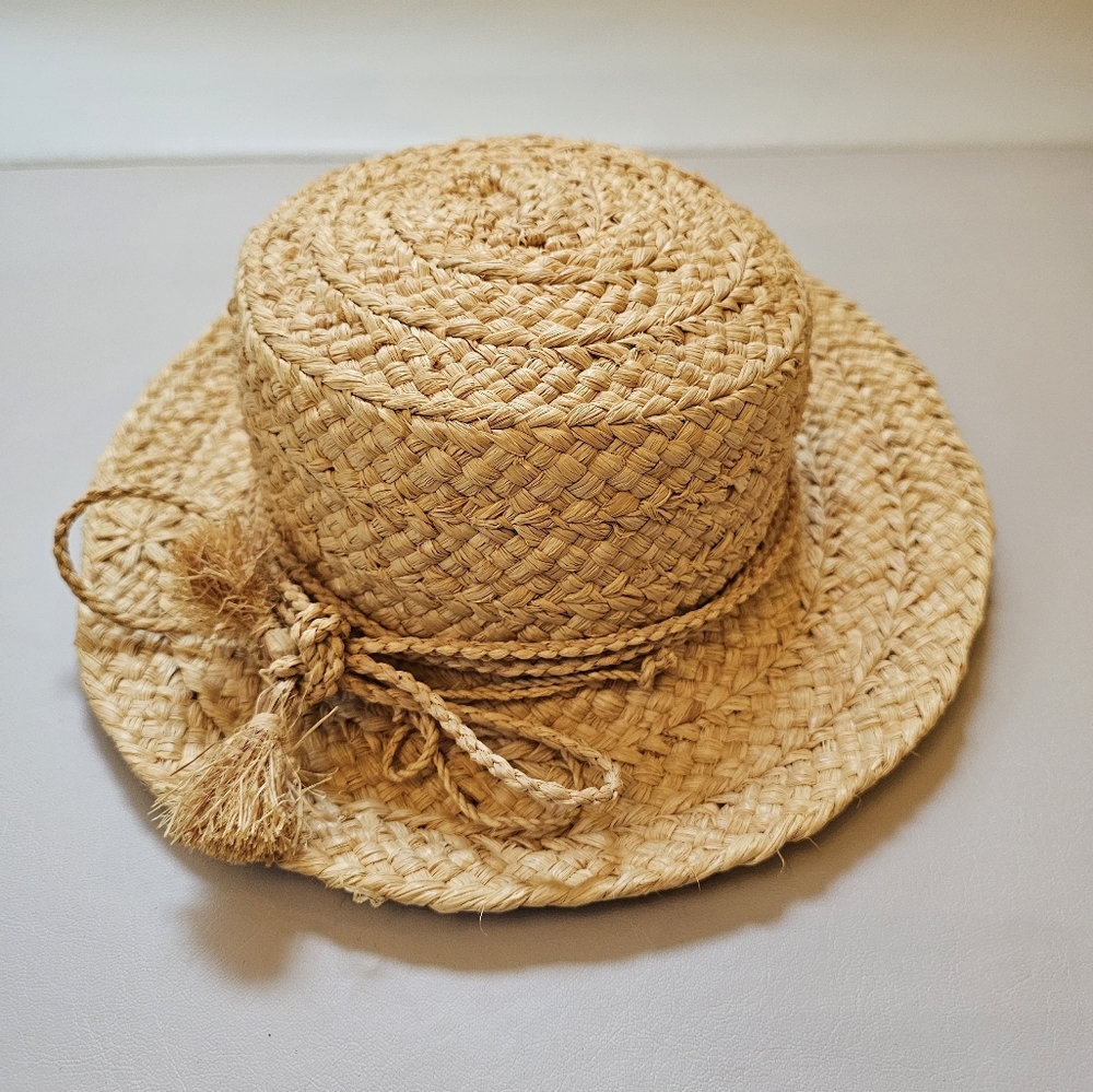Helen Kaminski raffia hat